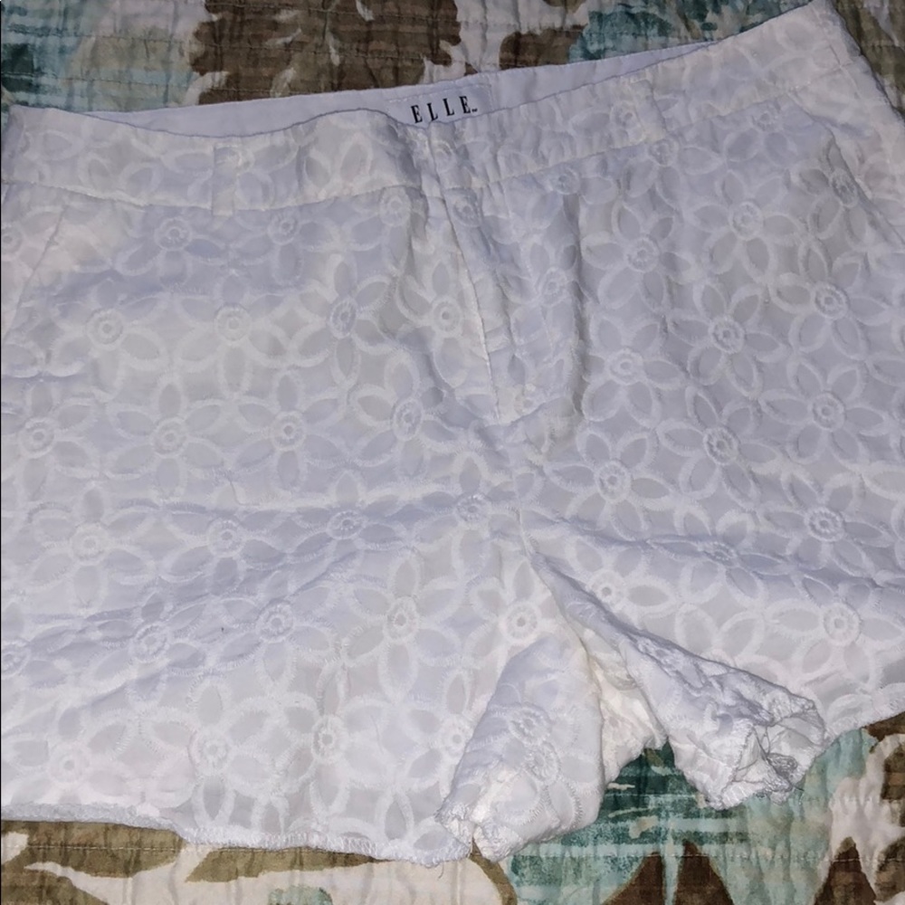 White flower shorts